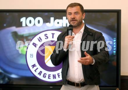 Fussball. 2. Liga. 100 Jahr Feier SK Austria Klagenfurt.  Zeljko Karajica. Klagenfurt, am 1.6.2020.
Foto: Kuess
www.qspictures.net
---
pressefotos, pressefotografie, kuess, qs, qspictures, sport, bild, bilder, bilddatenbank