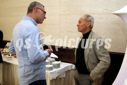 Fussball. 2. Liga. 100 Jahr Feier SK Austria Klagenfurt.  Albert Kurka, Franz Hasil. Klagenfurt, am 1.6.2020.
Foto: Kuess
www.qspictures.net
---
pressefotos, pressefotografie, kuess, qs, qspictures, sport, bild, bilder, bilddatenbank