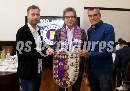 Fussball. 2. Liga. 100 Jahr Feier SK Austria Klagenfurt. Co-Trainer, Kurt Widmann, Trainer Robert Micheu. Klagenfurt, am 1.6.2020.
Foto: Kuess
---
pressefotos, pressefotografie, kuess, qs, qspictures, sport, bild, bilder, bilddatenbank