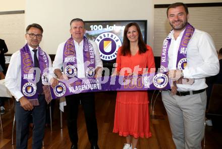 Fussball. 2. Liga. 100 Jahr Feier SK Austria Klagenfurt. Ivica Peric, Matthias Imhof, Zeljko Karajica mit Frau. Klagenfurt, am 1.6.2020.
Foto: Kuess
---
pressefotos, pressefotografie, kuess, qs, qspictures, sport, bild, bilder, bilddatenbank