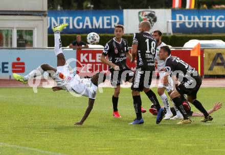 Fussball Bundesliga. RZ Pellets WAC gegen LASK. Cheikhou Dieng,  (WAC),   Gernot Trauner (LASK). Wolfsberg, am 7.6.2020.
Foto: Kuess
www.qspictures.net

---
pressefotos, pressefotografie, kuess, qs, qspictures, sport, bild, bilder, bilddatenbank