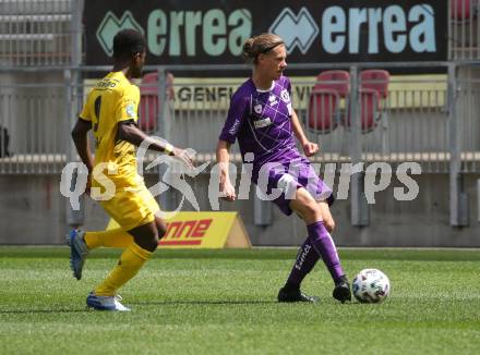 Fussball. 2. Liga. SK Austria Klagenfurt gegen Kapfenberger SV. Patrick Greil (Klagenfurt), Paul Mensah (Kapfenberger SV). Klagenfurt, am 7.6.2020.
Foto: Kuess
www.qspictures.net
---
pressefotos, pressefotografie, kuess, qs, qspictures, sport, bild, bilder, bilddatenbank