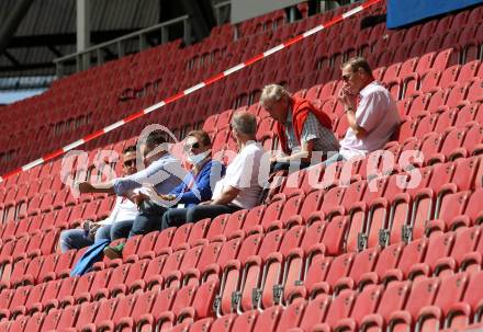 Fussball. 2. Liga. SK Austria Klagenfurt gegen Kapfenberger SV.  Fans (Klagenfurt). Klagenfurt, am 7.6.2020.
Foto: Kuess
www.qspictures.net
---
pressefotos, pressefotografie, kuess, qs, qspictures, sport, bild, bilder, bilddatenbank
