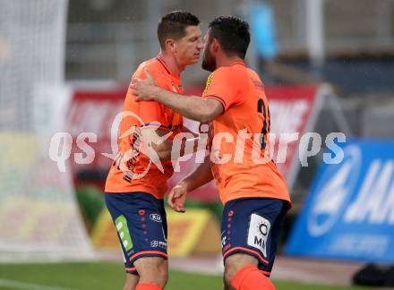 Fussball. Tipico Bundesliga. RZ Pellets WAC gegen TSV Prolactal Hartberg.  Torjubel Andreas Lienhart, Dario Tadic  (Hartberg). Wolfsberg, am 10.6.2020.
Foto: Kuess
www.qspictures.net

---
pressefotos, pressefotografie, kuess, qs, qspictures, sport, bild, bilder, bilddatenbank