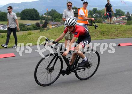 Radsport. Radchallenge. Jonas Schoby. Villach, 7.6.2020.
Foto: Kuess
www.qspictures.net
---
pressefotos, pressefotografie, kuess, qs, qspictures, sport, bild, bilder, bilddatenbank