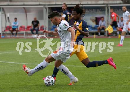 Fussball. Tipico Bundesliga. RZ Pellets WAC gegen Red Bull Salzburg. Milos Jojic,  (WAC),  Majeed Ashimeru (Salzburg). Wolfsberg, am 17.6.2020.
Foto: Kuess
www.qspictures.net

---
pressefotos, pressefotografie, kuess, qs, qspictures, sport, bild, bilder, bilddatenbank