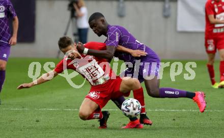 Fussball. 2. Liga. SK Austria Klagenfurt gegen Grazer AK 1902. Mc Moordy King Huether (Klagenfurt), Gerald Nutz (Graz). Klagenfurt, am 23.6.2020.
Foto: Kuess
www.qspictures.net
---
pressefotos, pressefotografie, kuess, qs, qspictures, sport, bild, bilder, bilddatenbank