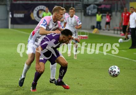 Fussball. 2. Liga. SK Austria Klagenfurt gegen FC Juniors Oberoesterreich.  Darijo Pecirep,  (Klagenfurt),  Christopher Cvetko (FC Juniors Oberoesterreich). Klagenfurt, am 4.7.2020.
Foto: Kuess
www.qspictures.net
---
pressefotos, pressefotografie, kuess, qs, qspictures, sport, bild, bilder, bilddatenbank