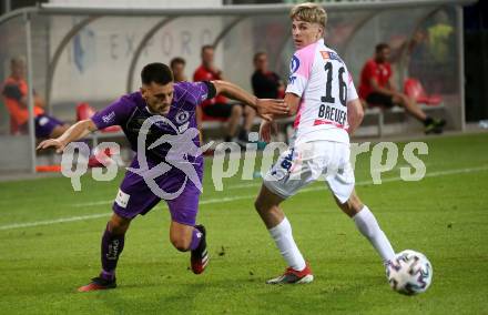 Fussball. 2. Liga. SK Austria Klagenfurt gegen FC Juniors Oberoesterreich.  Darijo Pecirep, (Klagenfurt), Sebastian Breuer  (FC Juniors Oberoesterreich). Klagenfurt, am 4.7.2020.
Foto: Kuess
www.qspictures.net
---
pressefotos, pressefotografie, kuess, qs, qspictures, sport, bild, bilder, bilddatenbank