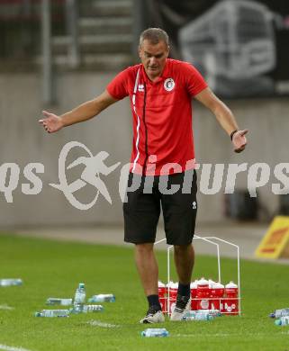 Fussball. 2. Liga. SK Austria Klagenfurt gegen FC Juniors Oberoesterreich.  Trainer Robert Micheu (Klagenfurt). Klagenfurt, am 4.7.2020.
Foto: Kuess
www.qspictures.net
---
pressefotos, pressefotografie, kuess, qs, qspictures, sport, bild, bilder, bilddatenbank