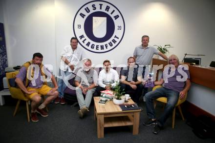 Fussball. 2. Liga. 100 Jahr Feier SK Austria Klagenfurt. Egyd Gstaettner, Walter Grill, Willy Haslitzers, Christian Rosenzopf, Matthias Imhof, Helmut Koenig. Klagenfurt, am 15.7.2020.
Foto: Kuess
www.qspictures.net
---
pressefotos, pressefotografie, kuess, qs, qspictures, sport, bild, bilder, bilddatenbank