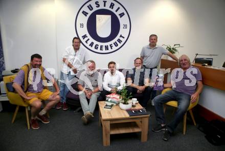 Fussball. 2. Liga. 100 Jahr Feier SK Austria Klagenfurt. Egyd Gstaettner, Walter Grill, Willy Haslitzers, Christian Rosenzopf, Matthias Imhof, Helmut Koenig. Klagenfurt, am 15.7.2020.
Foto: Kuess
www.qspictures.net
---
pressefotos, pressefotografie, kuess, qs, qspictures, sport, bild, bilder, bilddatenbank