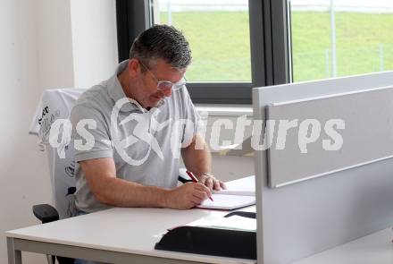 Fussball. 2. Liga. 100 Jahr Feier SK Austria Klagenfurt. Matthias Imhof. Klagenfurt, am 15.7.2020.
Foto: Kuess
www.qspictures.net
---
pressefotos, pressefotografie, kuess, qs, qspictures, sport, bild, bilder, bilddatenbank