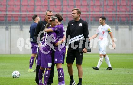 Fussball. 2. Liga. SK Austria Klagenfurt gegen Floridsdorfer AC Wien.  Jubel Trainer Robert Micheu, Co-trainer Martin Lassnig, Okan Aydin, Philipp Huetter (Klagenfurt). Klagenfurt, am 18.7.2020.
Foto: Kuess
www.qspictures.net
---
pressefotos, pressefotografie, kuess, qs, qspictures, sport, bild, bilder, bilddatenbank