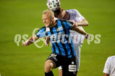 Fussball. 2. Liga. Amstetten gegen SK Austria Klagenfurt. David Peham (Amstetten), Scott Fitzgerald Kennedy,  (Klagenfurt). Amstetten, am 24.7.2020.
Foto: Kuess
www.qspictures.net
---
pressefotos, pressefotografie, kuess, qs, qspictures, sport, bild, bilder, bilddatenbank
