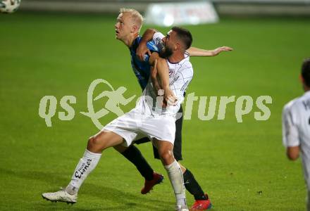 Fussball. 2. Liga. Amstetten gegen SK Austria Klagenfurt. Daniel Peham (Amstetten), Kosmas Gkezos,  (Klagenfurt). Amstetten, am 24.7.2020.
Foto: Kuess
www.qspictures.net
---
pressefotos, pressefotografie, kuess, qs, qspictures, sport, bild, bilder, bilddatenbank