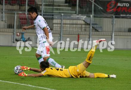Fussball. 2. Liga. SK Austria Klagenfurt gegen Wacker Innsbruck.  Zan Pelko (Klagenfurt), Atsushi Zaizen (Innsbruck). Klagenfurt, am 31.7.2020.
Foto: Kuess
www.qspictures.net
---
pressefotos, pressefotografie, kuess, qs, qspictures, sport, bild, bilder, bilddatenbank