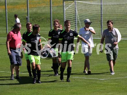 Fussball. 2. Klasse B. Kleinkirchheim gegen Draschitz. Michael Friedrich Jannach verletzt  (Draschitz). Kleinkirchheim, 1.8.2020.
Foto: Kuess
---
pressefotos, pressefotografie, kuess, qs, qspictures, sport, bild, bilder, bilddatenbank