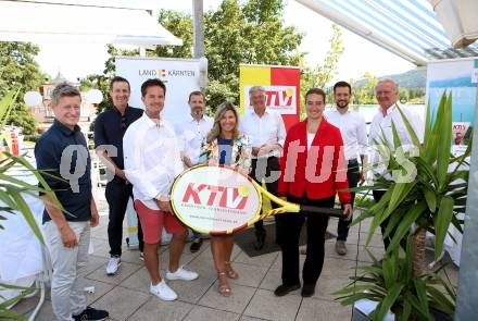 Tennis. WTA-Turnier in Poertschach. Pressekonferenz. Arno Arthofer, Alexander Antonitsch, Gernot Dreier, Roland Sint, Christina Toth, Peter Kaiser,  Silvia Haeusl-Benz, Sebastian Schuschnig, Hugo Fuerstler. Poertschach, 6.8.2020. 
Foto: Kuess 
---
pressefotos, pressefotografie, kuess, qs, qspictures, sport, bild, bilder, bilddatenbank
