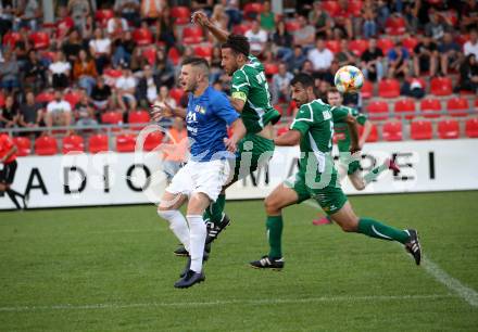 Fussball. Unterliga West. Matrei gegen Lienz. Moritz Mair (Matrei),  Manuel Eder (Lienz). Matrei, 15.8.2020.
Foto: Kuess
---
pressefotos, pressefotografie, kuess, qs, qspictures, sport, bild, bilder, bilddatenbank