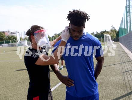 Fussball. 2. Liga. SK Austria Klagenfurt.  Training.  Haselsberger Kevin, Kwabe Schulz. Klagenfurt, am 17.8.2020.
Foto: Kuess
www.qspictures.net
---
pressefotos, pressefotografie, kuess, qs, qspictures, sport, bild, bilder, bilddatenbank