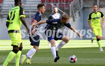 Fussball Testspiel. SK Austria Klagenfurt gegen SC Paderborn 07.  Oliver Markoutz, Christopher Cvetko (Klagenfurt). Klagenfurt, am 19.8.2020.
Foto: Kuess
www.qspictures.net
---
pressefotos, pressefotografie, kuess, qs, qspictures, sport, bild, bilder, bilddatenbank