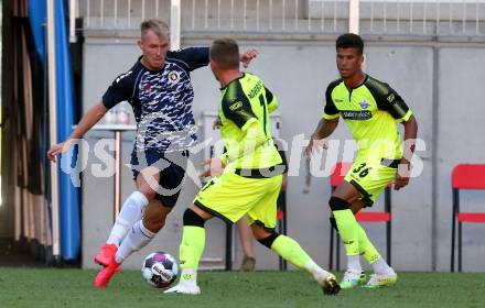 Fussball Testspiel. SK Austria Klagenfurt gegen SC Paderborn 07.  Benjamin Hadzic, (Klagenfurt), Marlon Ritter, Chima Okoroji  (Paderborn). Klagenfurt, am 19.8.2020.
Foto: Kuess
www.qspictures.net
---
pressefotos, pressefotografie, kuess, qs, qspictures, sport, bild, bilder, bilddatenbank