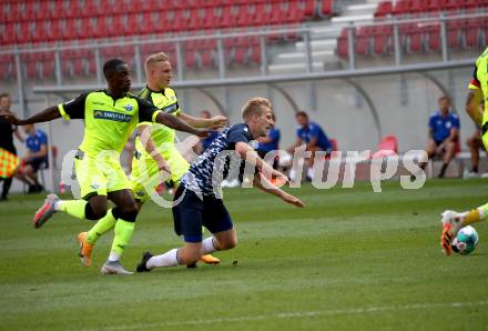 Fussball Testspiel. SK Austria Klagenfurt gegen SC Paderborn 07.  Christopher CVetko, (Klagenfurt),  Christopher Antwi-Adjei  (Paderborn). Klagenfurt, am 19.8.2020.
Foto: Kuess
www.qspictures.net
---
pressefotos, pressefotografie, kuess, qs, qspictures, sport, bild, bilder, bilddatenbank