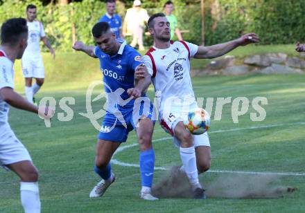 Fussball. Kaerntner Liga. Atus Ferlach gegen SAK. Martin Posratschnig (Ferlach), Daniel Camber (SAK). Ferlach, 22.8.2020.
Foto: Kuess
---
pressefotos, pressefotografie, kuess, qs, qspictures, sport, bild, bilder, bilddatenbank