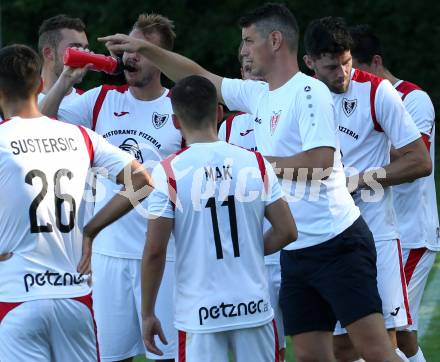 Fussball. Kaerntner Liga. Atus Ferlach gegen SAK. Trainer Mario Verdel (Ferlach). Ferlach, 22.8.2020.
Foto: Kuess
---
pressefotos, pressefotografie, kuess, qs, qspictures, sport, bild, bilder, bilddatenbank