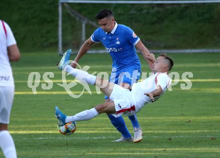 Fussball. Kaerntner Liga. Atus Ferlach gegen SAK. Tobias Alexander Schaflechner (Ferlach), Zdravko Koletnik (SAK). Ferlach, 22.8.2020.
Foto: Kuess
---
pressefotos, pressefotografie, kuess, qs, qspictures, sport, bild, bilder, bilddatenbank