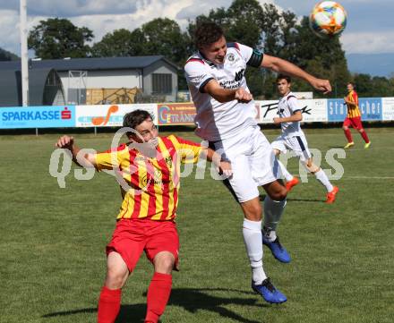 Fussball 1. Klasse C. Glanegg gegen St. Veit. Dominik Nikolaus Scherwitzl,  (Glanegg), Lukas Hoeberl  (St. Veit). Glanegg, am 23.8.2020.
Foto: Kuess
---
pressefotos, pressefotografie, kuess, qs, qspictures, sport, bild, bilder, bilddatenbank