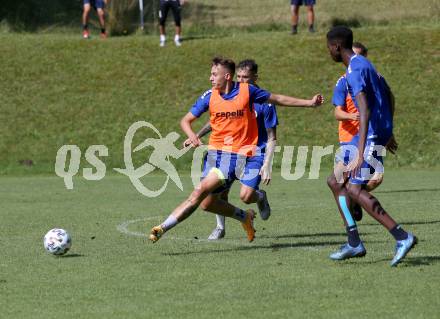Fussball Training. SK Austria Klagenfurt. Fabio Markelic, Mersei Dieu Nsandi . Faaker See, am 25.8.2020.
Foto: Kuess
www.qspictures.net
---
pressefotos, pressefotografie, kuess, qs, qspictures, sport, bild, bilder, bilddatenbank