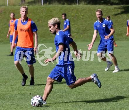 Fussball Training. SK Austria Klagenfurt. Maximiliano Moreira . Faaker See, am 25.8.2020.
Foto: Kuess
www.qspictures.net
---
pressefotos, pressefotografie, kuess, qs, qspictures, sport, bild, bilder, bilddatenbank