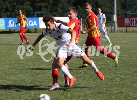 Fussball 1. Klasse C. Glanegg gegen St. Veit. Pascal Christopher Gruntnig (Glanegg), Michael Schritliser (St. Veit). Glanegg, am 23.8.2020.
Foto: Kuess
---
pressefotos, pressefotografie, kuess, qs, qspictures, sport, bild, bilder, bilddatenbank