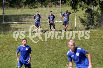 Fussball Training. SK Austria Klagenfurt. Co-Trainer Martin Lassnig, Co-Trainer Sandro Zakany, Trainer Robert Micheu. Faaker See, am 25.8.2020.
Foto: Kuess
www.qspictures.net
---
pressefotos, pressefotografie, kuess, qs, qspictures, sport, bild, bilder, bilddatenbank