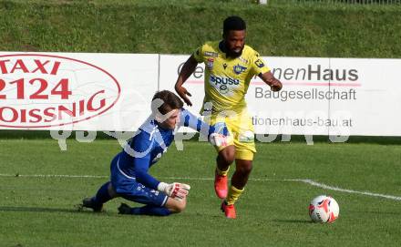 Fussball OEFB Cup. ATSV Wolfsberg gegen St. Poelten.  Max Friesacher,  (Wolfsberg),  George Davies (St. Poelten). Wolfsberg, am 29.8.2020.
Foto: Kuess
---
pressefotos, pressefotografie, kuess, qs, qspictures, sport, bild, bilder, bilddatenbank