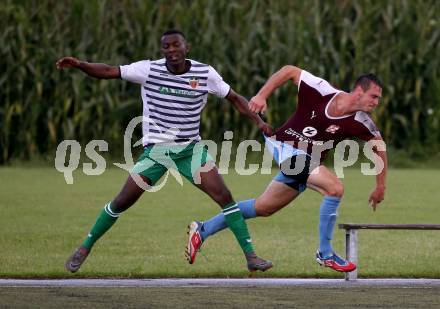 Fussball 2. KLasse C. SV Moosburg gegen SV Weitensfeld.  Chigbogu Onuh, (Moosburg), Elias Zarre  (Weitensfeld). Moosburg, am 30.8.3030.
Foto: Kuess
---
pressefotos, pressefotografie, kuess, qs, qspictures, sport, bild, bilder, bilddatenbank