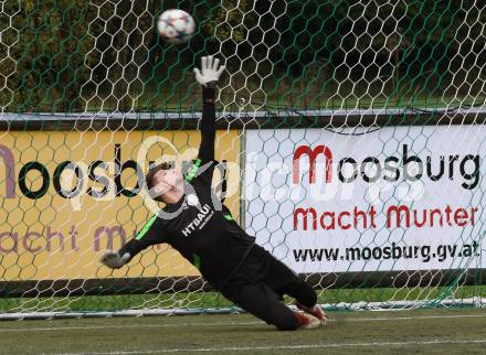 Fussball 2. KLasse C. SV Moosburg gegen SV Weitensfeld. Anze Hafner (Moosburg). Moosburg, am 30.8.3030.
Foto: Kuess
---
pressefotos, pressefotografie, kuess, qs, qspictures, sport, bild, bilder, bilddatenbank