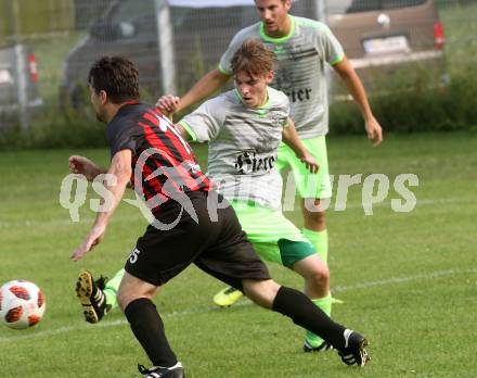 Fussball. 2. Klasse C. Viktring gegen Gurk. Christian Sablatnig (Viktring),   Andreas Pichler (Gurk). Viktring, 29.8.2020.
Foto: Kuess
---
pressefotos, pressefotografie, kuess, qs, qspictures, sport, bild, bilder, bilddatenbank