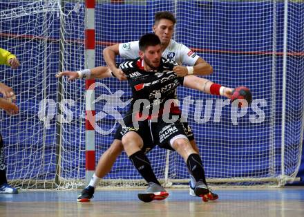 Handball Spusu Liga. SC Ferlach gegen Baernbach.   Mladan Jovanovic,   (Ferlach),  Jadranko Stojanovic (Baernbach). Ferlach, am 5.9 2020.
Foto: Kuess
---
pressefotos, pressefotografie, kuess, qs, qspictures, sport, bild, bilder, bilddatenbank