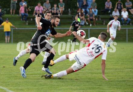 Fussball. Kaerntner Liga.  Bleiburg gegen Gmuend.  Adnan Besic (Bleiburg),  Daniel Vasiljevic (Gmuend). Bleiburg, am 5.9.2020.
Foto: Kuess
---
pressefotos, pressefotografie, kuess, qs, qspictures, sport, bild, bilder, bilddatenbank