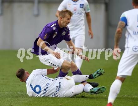 Fussball 2. Liga. SK Austria Klagenfurt gegen FC Blau Weiss Linz.  Christopher Cvetko,  (Klagenfurt), Turgay Gemicibasi (Linz). Klagenfurt, am 11.9.2020.
Foto: Kuess
www.qspictures.net
---
pressefotos, pressefotografie, kuess, qs, qspictures, sport, bild, bilder, bilddatenbank