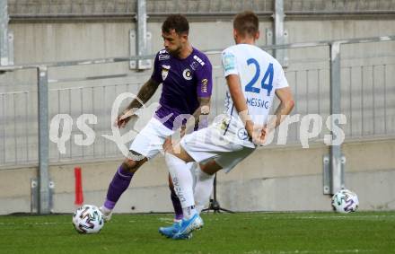 Fussball 2. Liga. SK Austria Klagenfurt gegen FC Blau Weiss Linz.  Philipp Huetter,  (Klagenfurt), Tobias Messing (Linz). Klagenfurt, am 11.9.2020.
Foto: Kuess
www.qspictures.net
---
pressefotos, pressefotografie, kuess, qs, qspictures, sport, bild, bilder, bilddatenbank