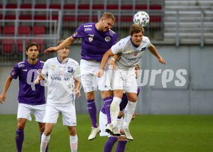 Fussball 2. Liga. SK Austria Klagenfurt gegen FC Blau Weiss Linz.  Markus Rusek, (Klagenfurt), Stefano Surdanovic  (Linz). Klagenfurt, am 11.9.2020.
Foto: Kuess
www.qspictures.net
---
pressefotos, pressefotografie, kuess, qs, qspictures, sport, bild, bilder, bilddatenbank