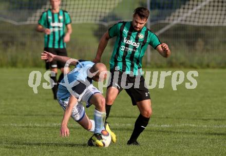 Fussball 1. KLasse D. Eitweg gegen Mittlern. Florian Schatz  (Eitweg),    Rene Sablatnig (Mittlern). Eitweg, am 6.9.2020.
Foto: Kuess
---
pressefotos, pressefotografie, kuess, qs, qspictures, sport, bild, bilder, bilddatenbank