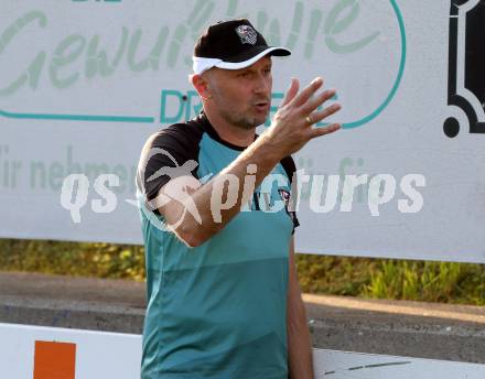 Fussball Regionalliga. WAC Amateure gegen Kalsdorf. Trainer Harald Tatschl  (WAC). St. Andrae, am 12.9.2020.
Foto: Kuess
---
pressefotos, pressefotografie, kuess, qs, qspictures, sport, bild, bilder, bilddatenbank