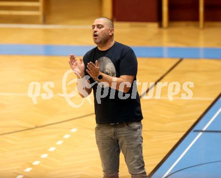 Basketball Austria Cup. KOS Celovec gegen Dornbirn Lions. Trainer  Andrej Bozic,  (KOS Celovec). Klagenfurt, am 19.9.2020.
Foto: Kuess
www.qspictures.net

---
pressefotos, pressefotografie, kuess, qs, qspictures, sport, bild, bilder, bilddatenbank
