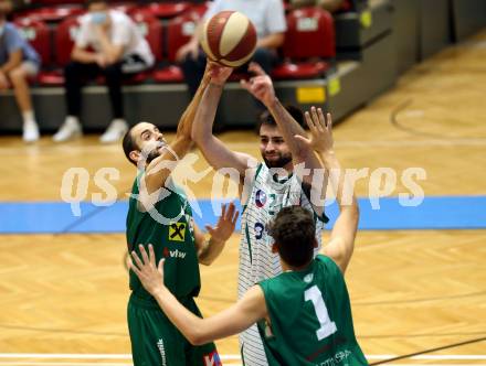 Basketball Austria Cup. KOS Celovec gegen Dornbirn Lions. Marin Sliskovic (KOS Celovec), Filip Brajkovic , Ander Arruti Portilla (Dornbirn). Klagenfurt, am 19.9.2020.
Foto: Kuess
www.qspictures.net

---
pressefotos, pressefotografie, kuess, qs, qspictures, sport, bild, bilder, bilddatenbank