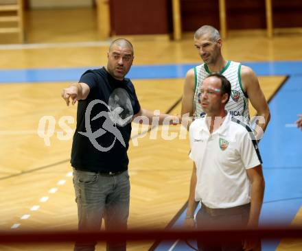 Basketball Austria Cup. KOS Celovec gegen Dornbirn Lions. Trainer  Andrej Bozic, Ales Primc (KOS Celovec). Klagenfurt, am 19.9.2020.
Foto: Kuess
www.qspictures.net

---
pressefotos, pressefotografie, kuess, qs, qspictures, sport, bild, bilder, bilddatenbank